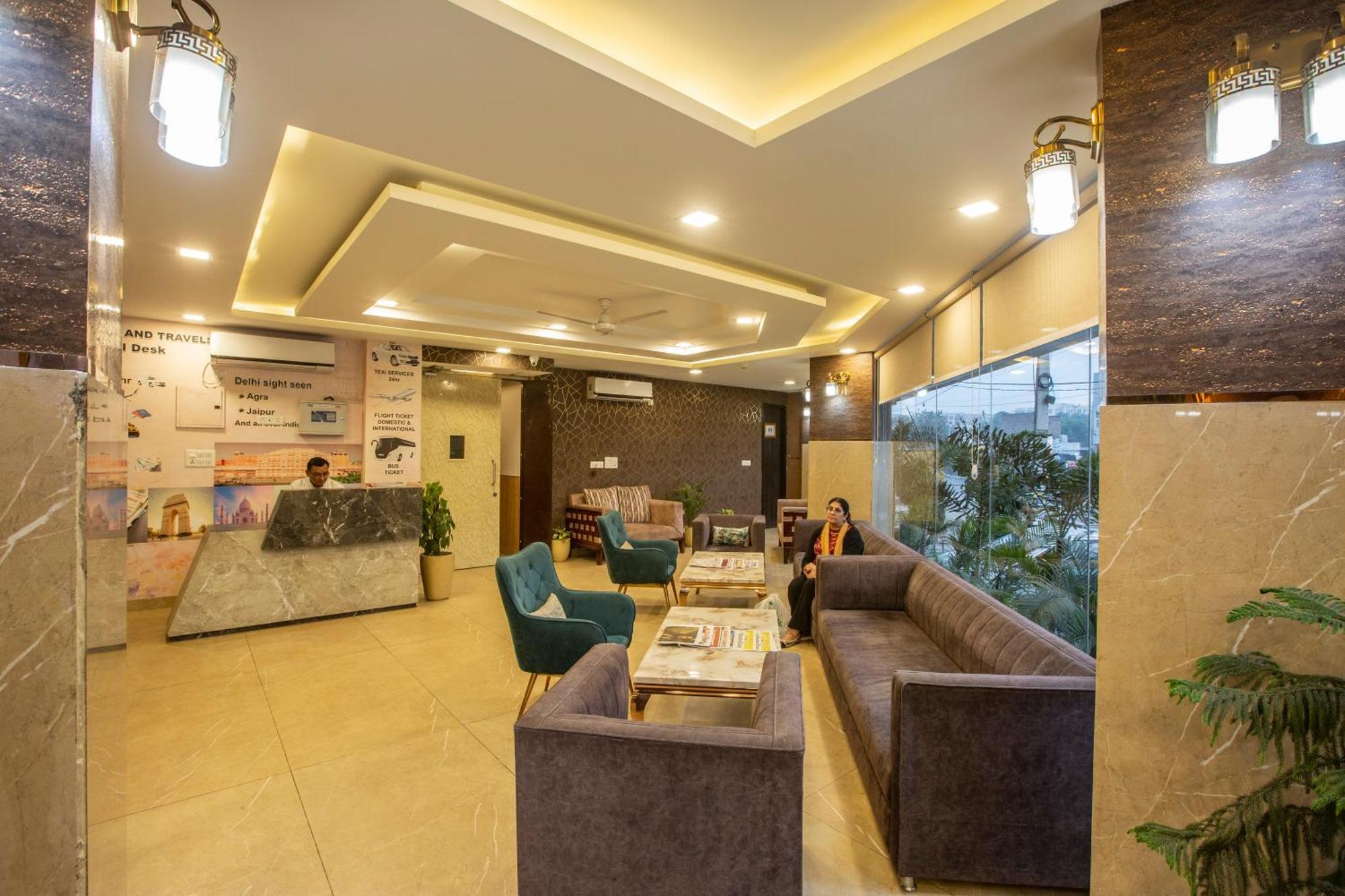 Hotel The Prithvi Delhi Airport With Airport Transsfer New Delhi