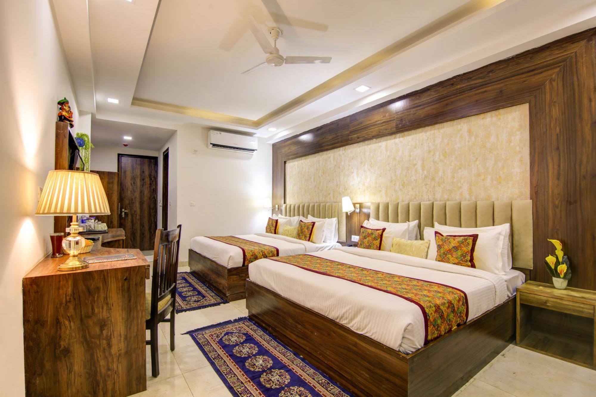 Hotel The Prithvi Delhi Airport With Airport Transsfer New Delhi